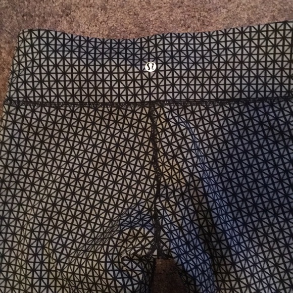 Lululemon leggings - Picture 2 of 3